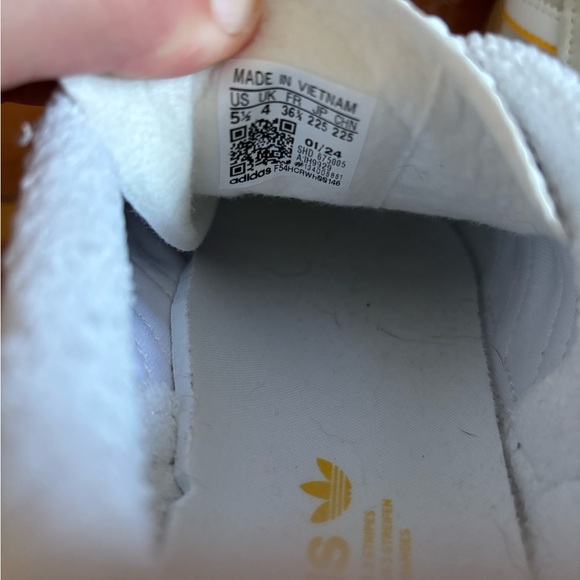 ADIDAS Bold Platform Sneakers - Picture 3 of 5